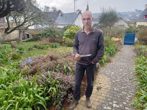 Pierre Philippe eo bet ar mezeg kentañ o c’hervel da ziwall ouzh dañjer ar bezhin glas o vreinañ.